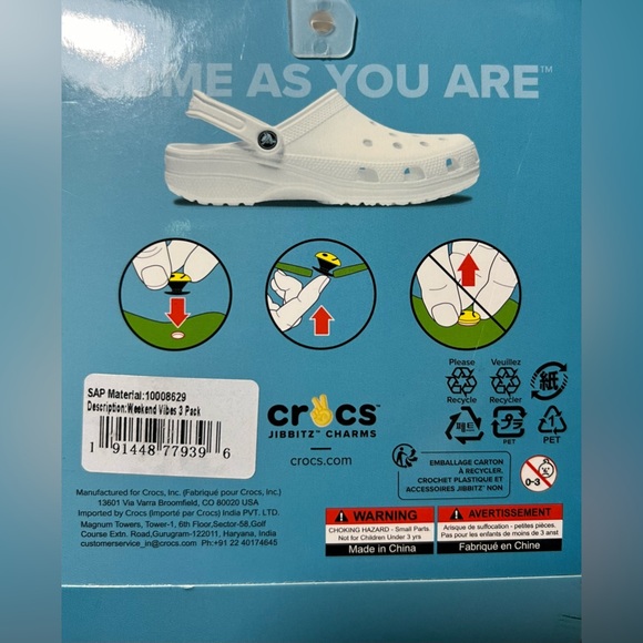 Crocs Uniquely You Weekend Vibes 3-Pack Jibbitz Charms - Picture 4 of 4